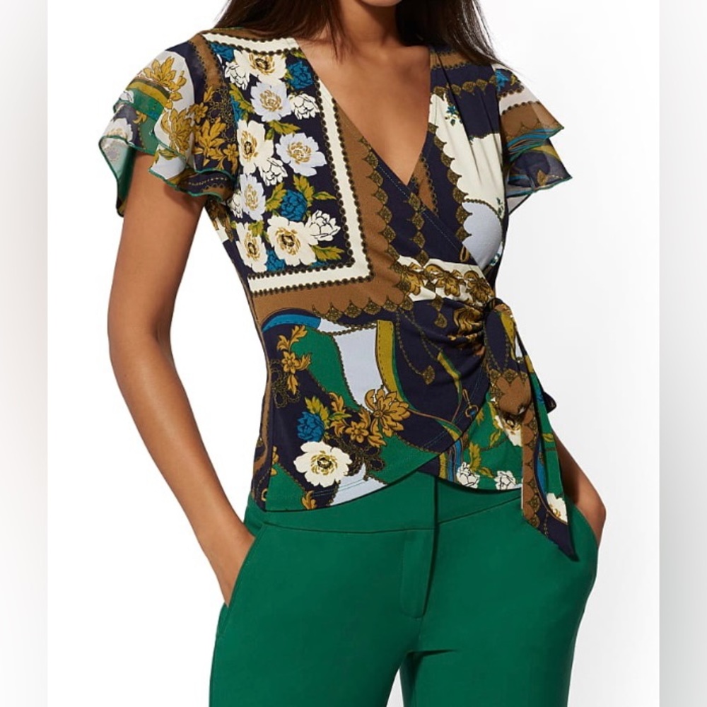 NY&Co 7th Avenue Top